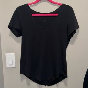 Lululemon v-neck t shirt!!